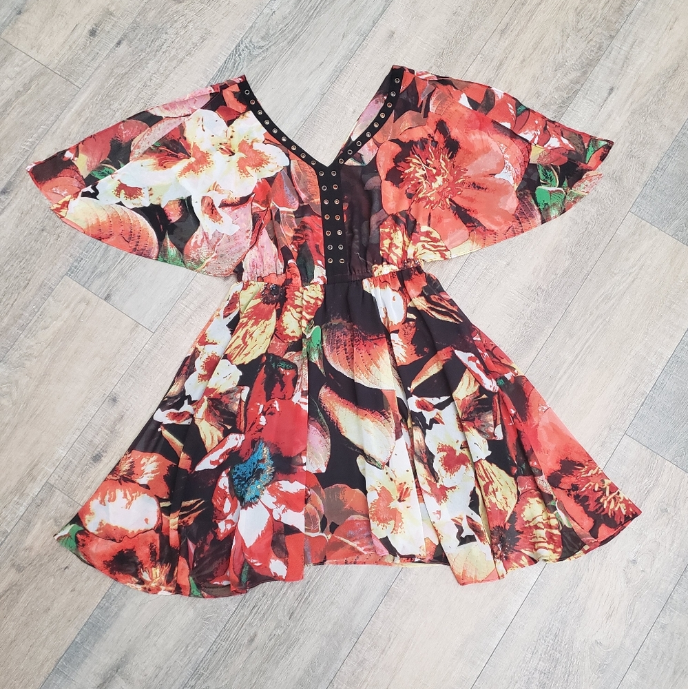 XOXO | Floral Spilt Sleeve Dress